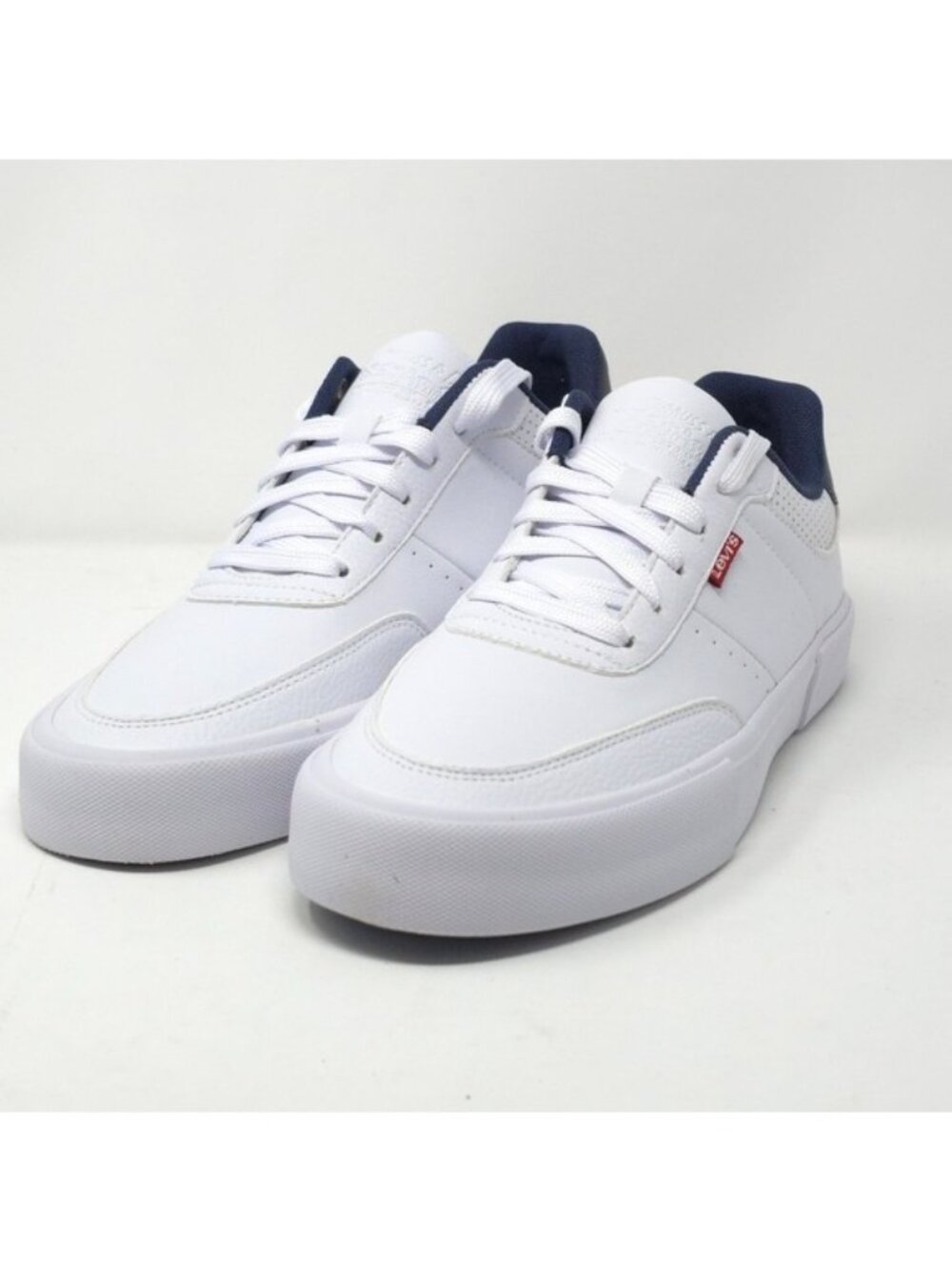 Levi’s Munro Sneakers White/Navy Low Top Size 8M